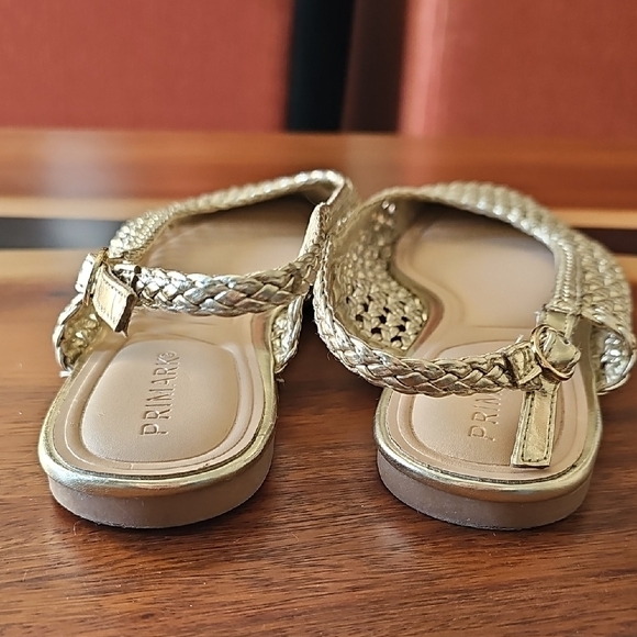 Primark Metallic Woven Flats - Picture 2 of 8